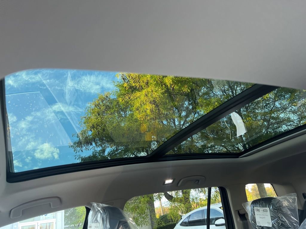 New 2026 Volkswagen Atlas SE image 17