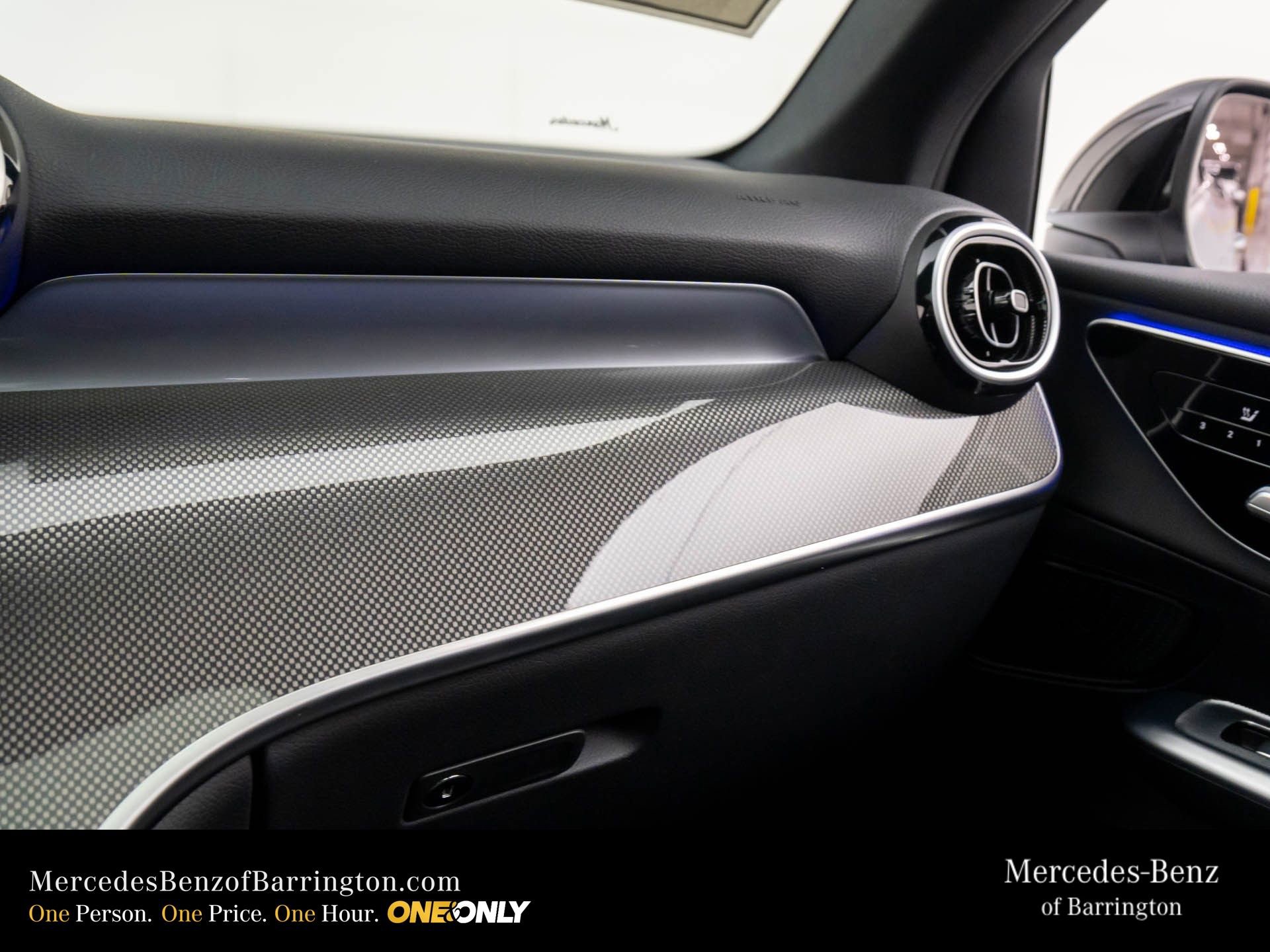 New 2026 Mercedes-Benz GLC 300 4MATIC image 31