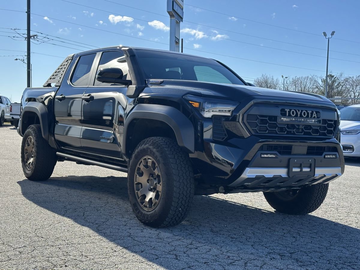 Used 2024 Toyota Tacoma Trailhunter 4x4 image 4