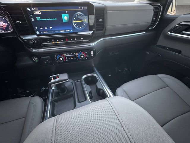 Used 2024 Chevrolet Silverado 1500 LTZ w/ LTZ Convenience Package II image 3