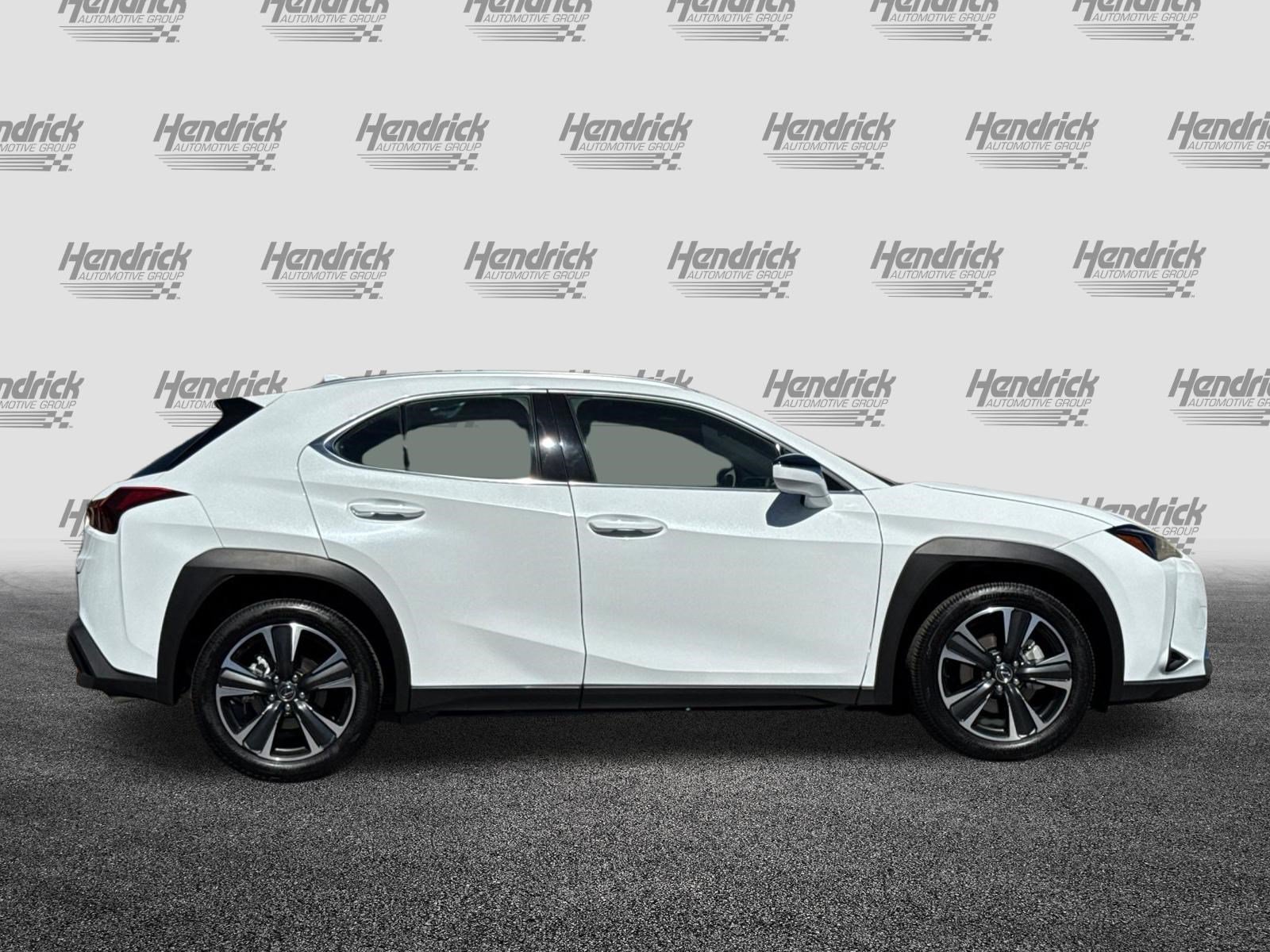 Certified 2026 Lexus UX 300h FWD w/ Accessory Package (Z2) image 3