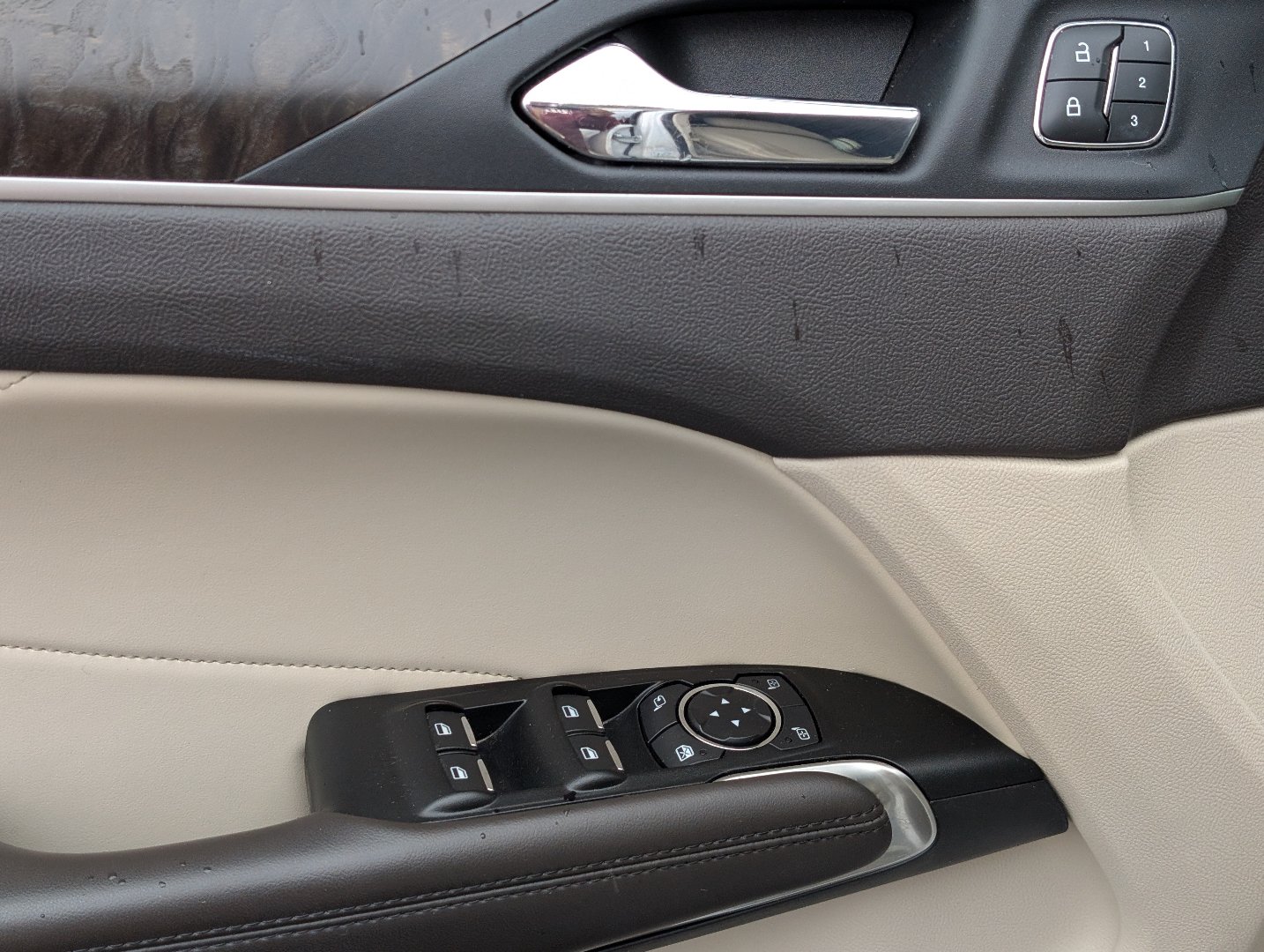 Used 2019 Lincoln MKC Reserve w/ MKC Technology Package FWD image 22