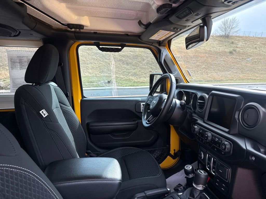 Used 2021 Jeep Wrangler Sport image 23