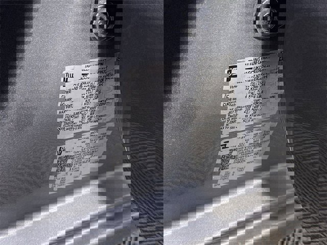 Used 2025 Chevrolet Silverado 1500 LT image 35