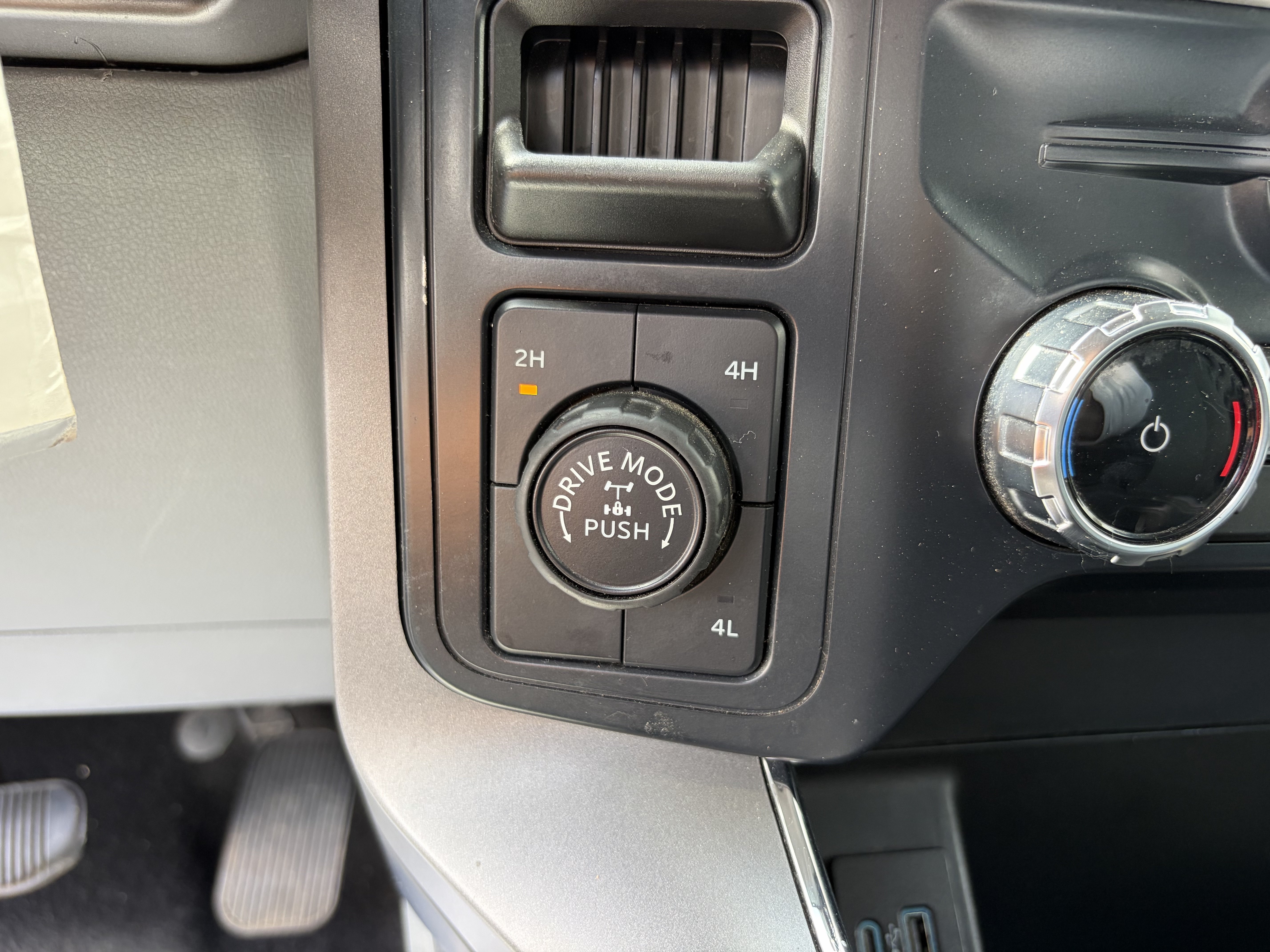 Used 2024 Ford F150 XLT w/ Mobile Office Package AWD/4WD image 25