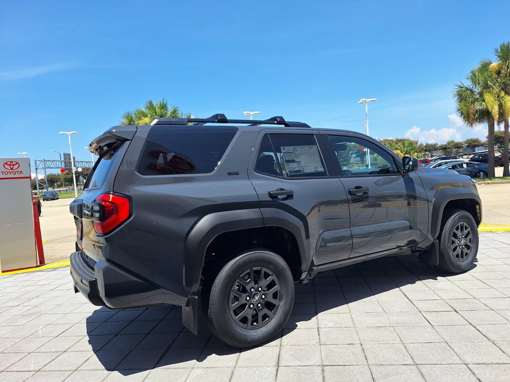 New 2026 Toyota 4Runner SR5 AWD/4WD image 5