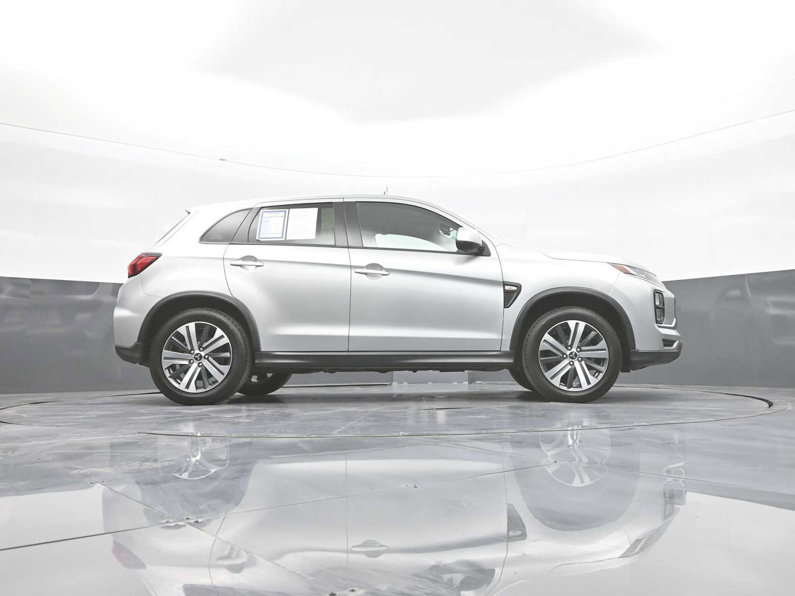 Used 2024 Mitsubishi Outlander Sport ES AWD/4WD image 43