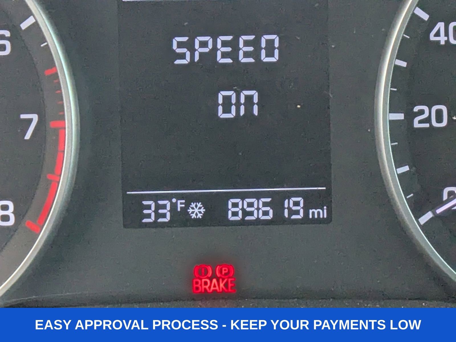 Used 2017 Hyundai Elantra SE image 38