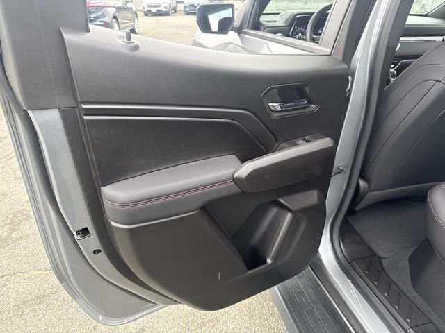 Used 2024 Chevrolet Colorado Z71 w/ Z71 Convenience Package 2 image 16