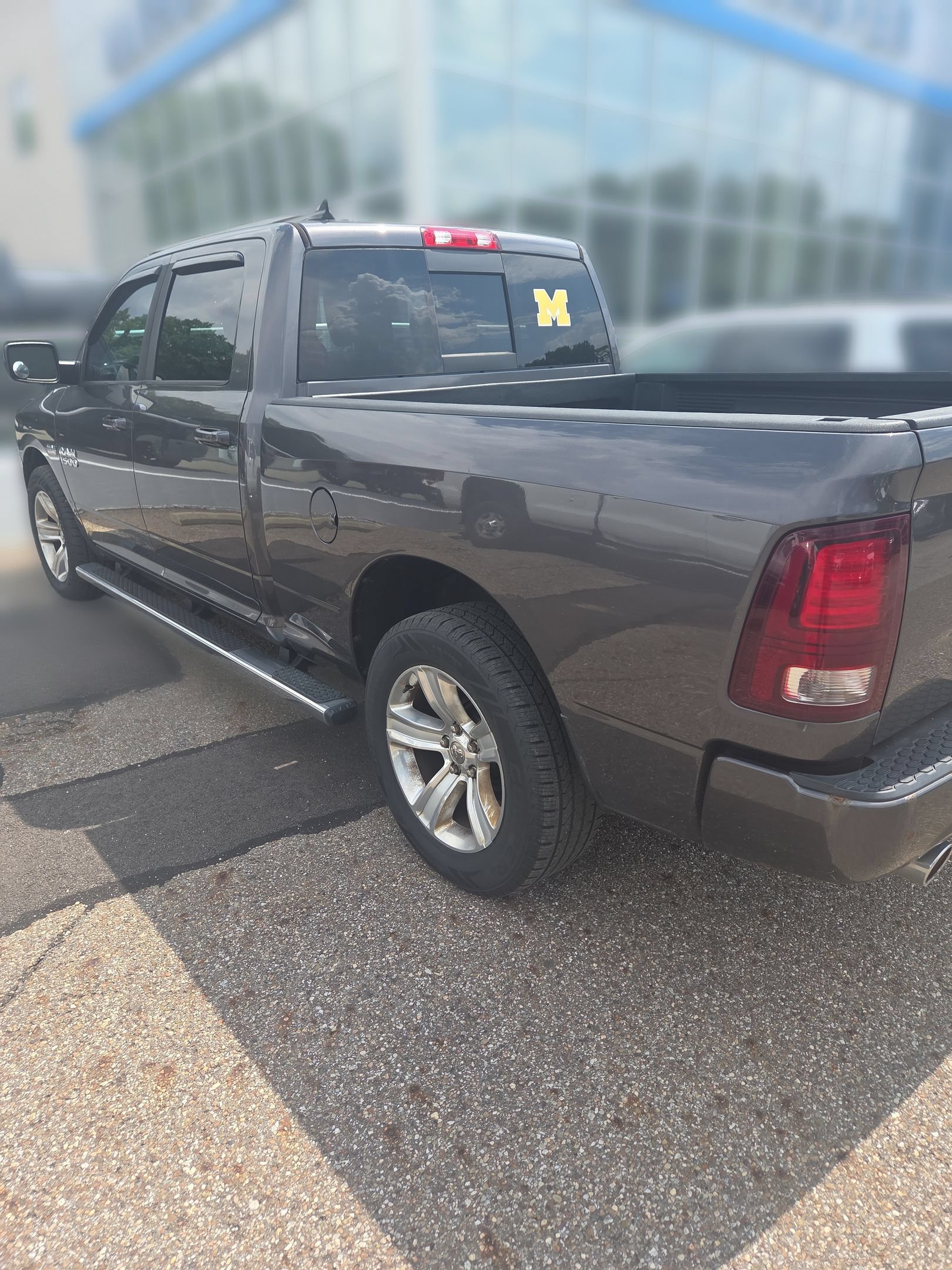 Used 2016 RAM 1500 Sport w/ Convenience Group AWD/4WD image 2