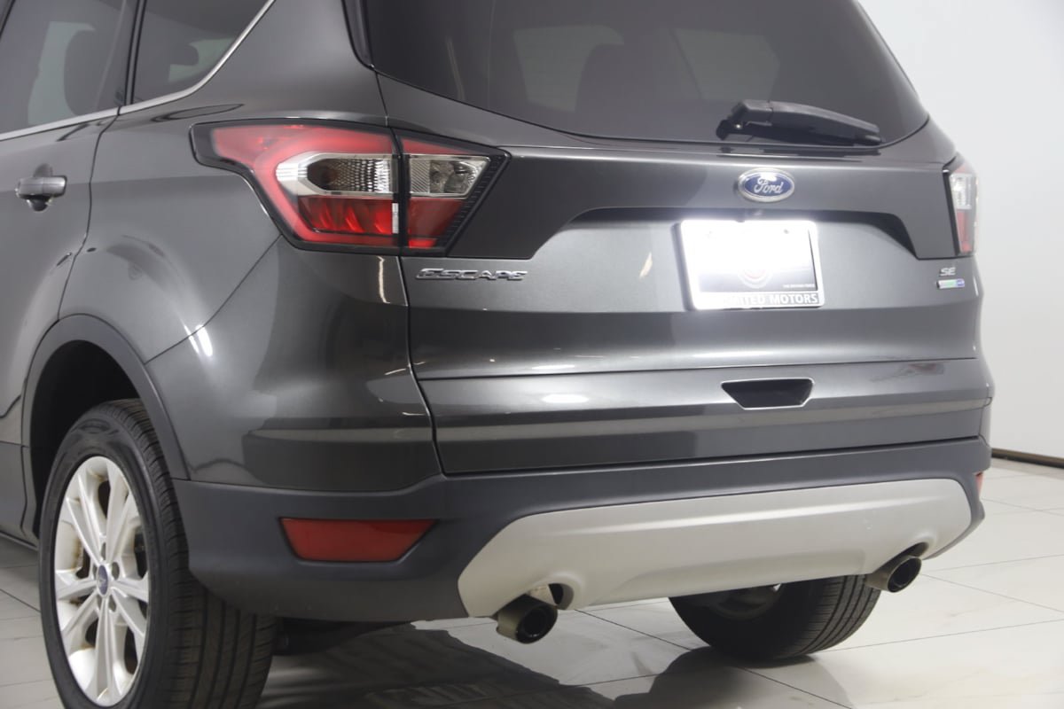 Used 2017 Ford Escape SE AWD/4WD image 17