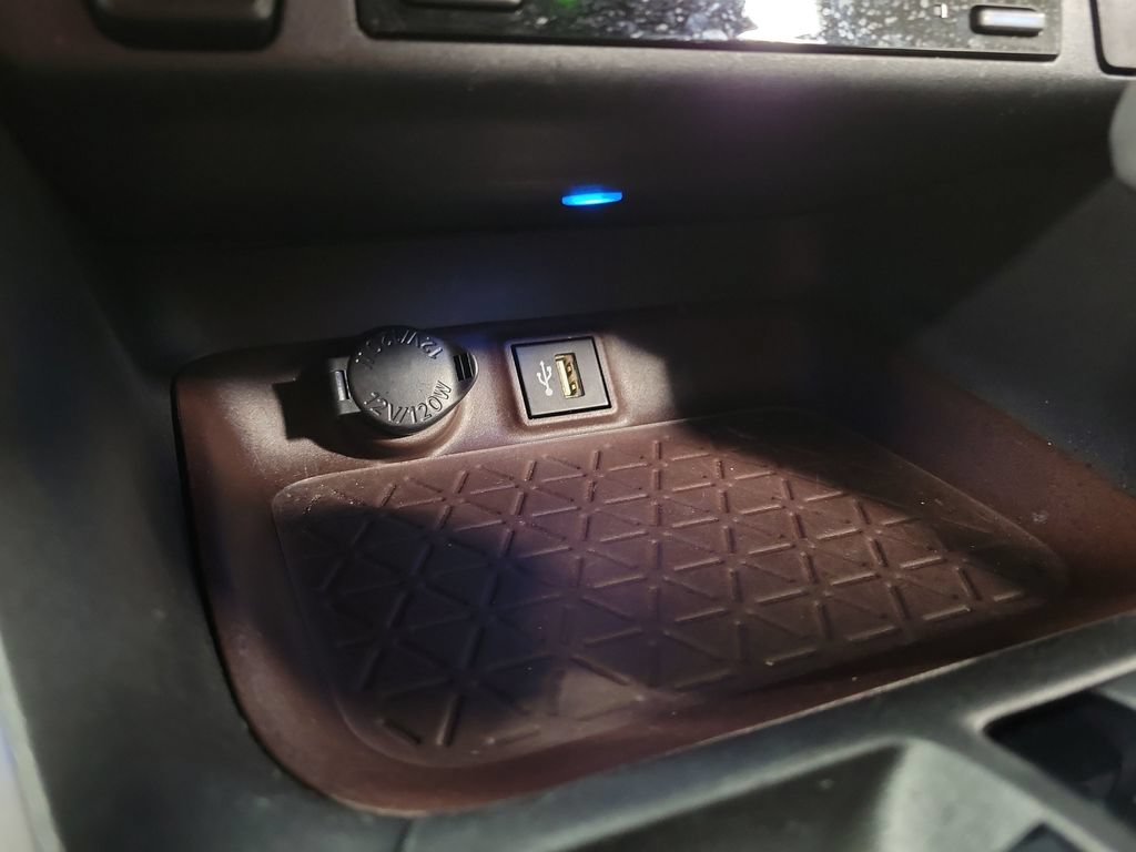 Used 2024 Toyota RAV4 Limited AWD/4WD image 17