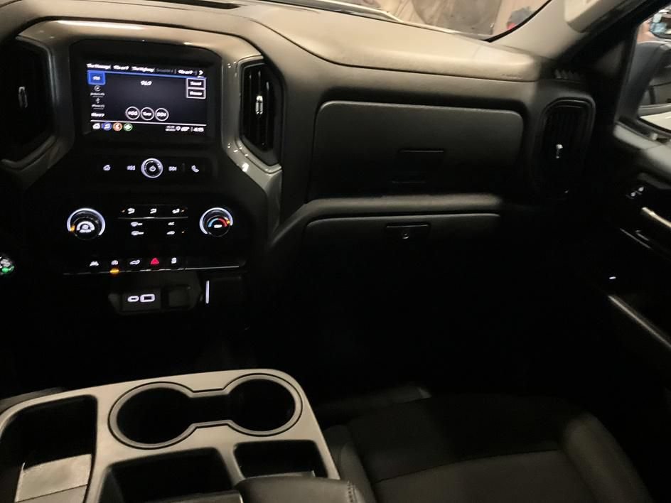 Used 2026 Chevrolet Silverado 1500 Custom AWD/4WD image 5
