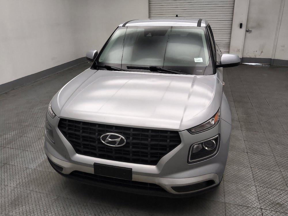 Used 2021 Hyundai Venue SE FWD image 15