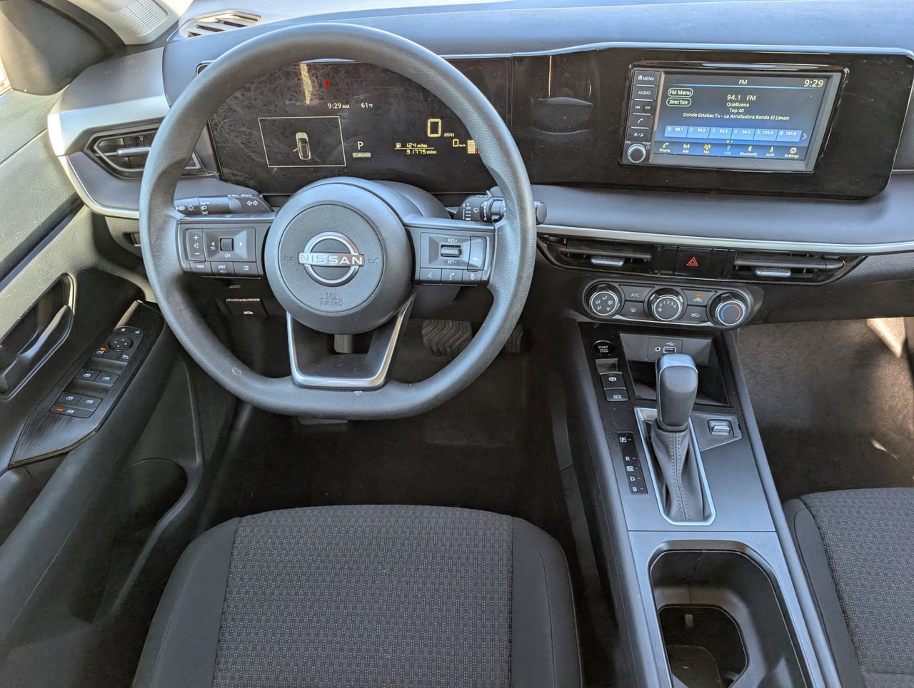 Certified 2025 Nissan Kicks S image 11