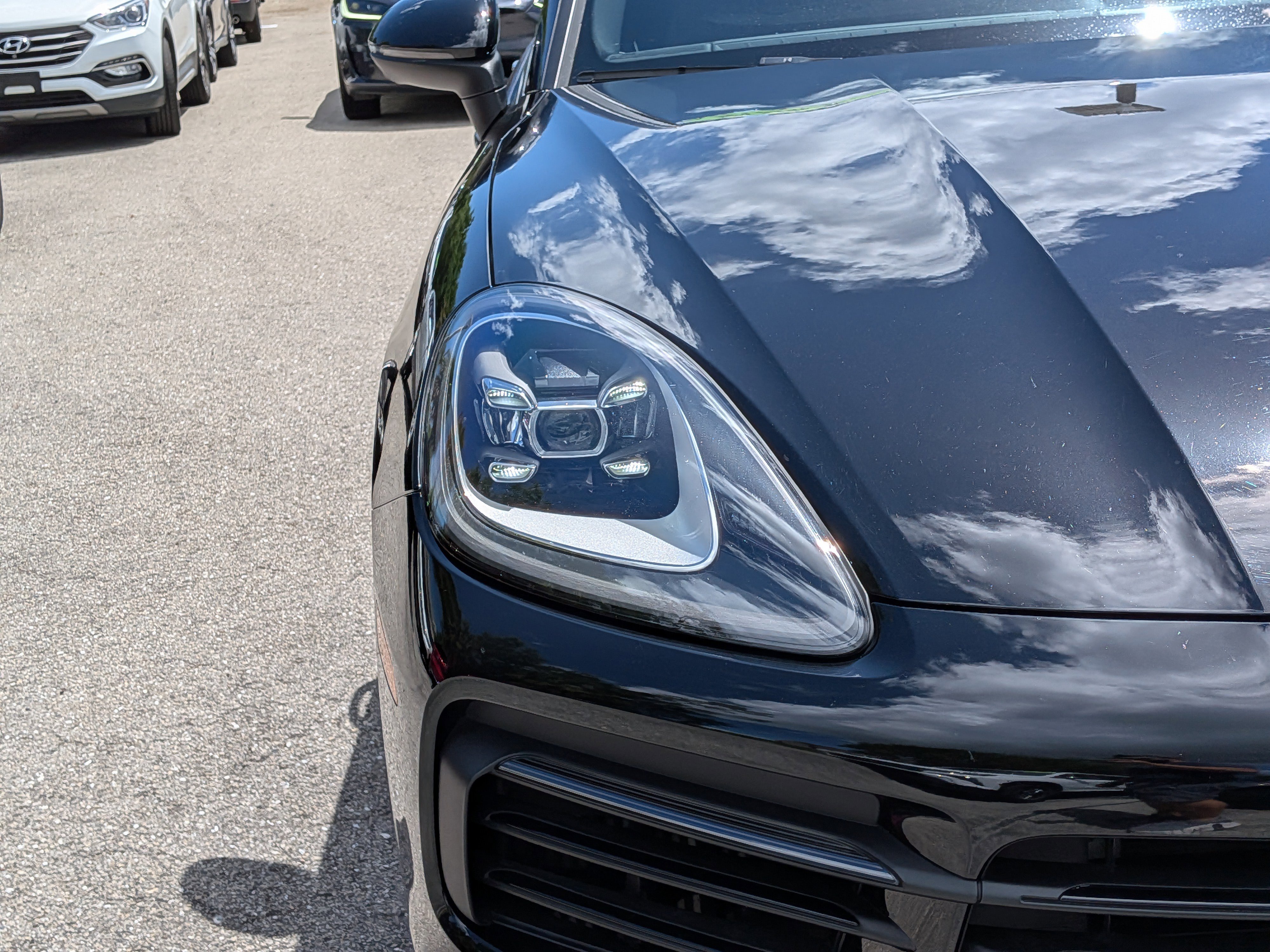 Used 2023 Porsche Cayenne AWD/4WD image 10