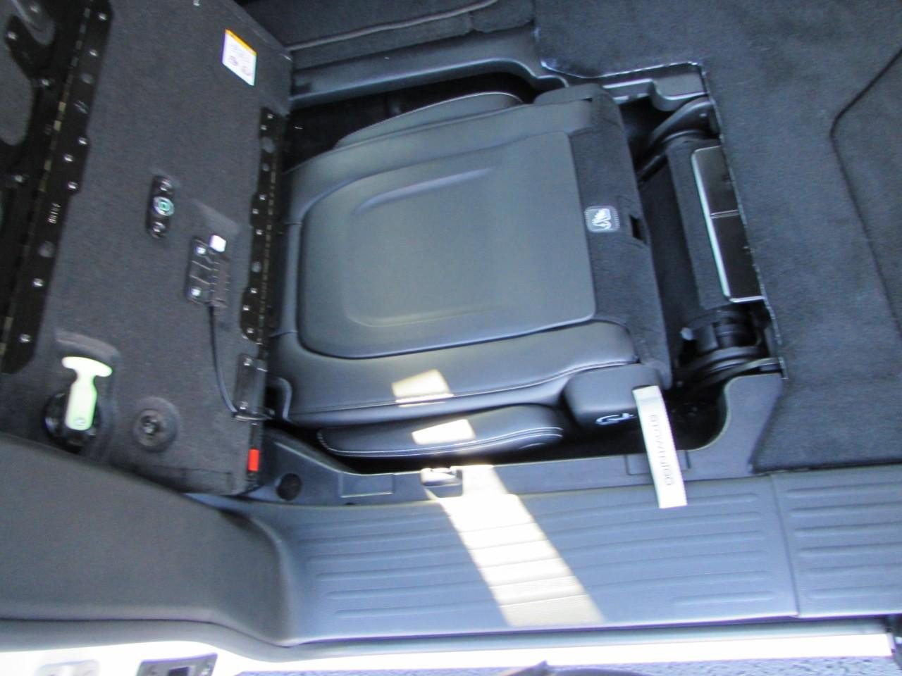 New 2026 Chrysler Pacifica Select image 30