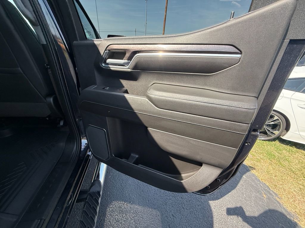 Used 2022 Chevrolet Silverado 1500 LTZ AWD/4WD image 20