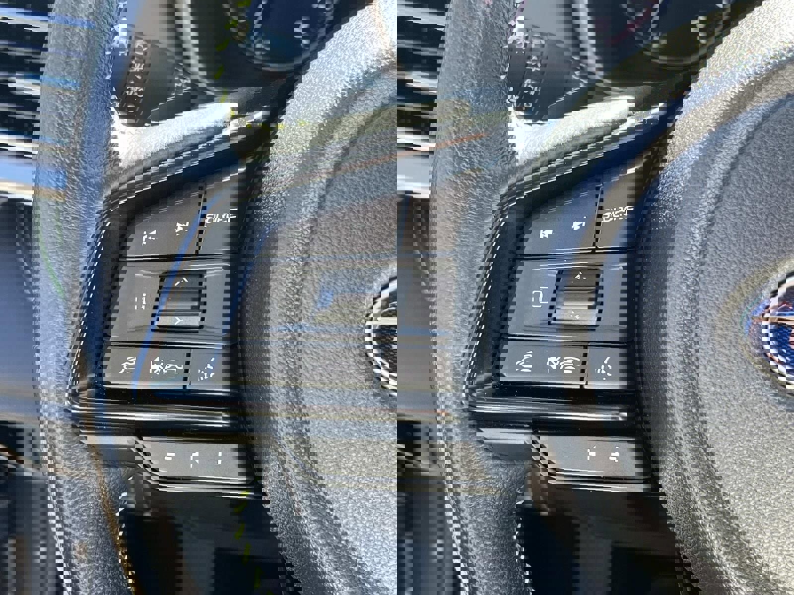 Certified 2024 Subaru Outback Onyx Edition image 25