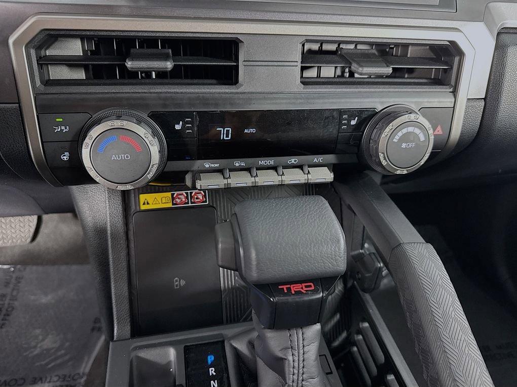 Used 2025 Toyota 4Runner TRD Off-Road AWD/4WD image 34