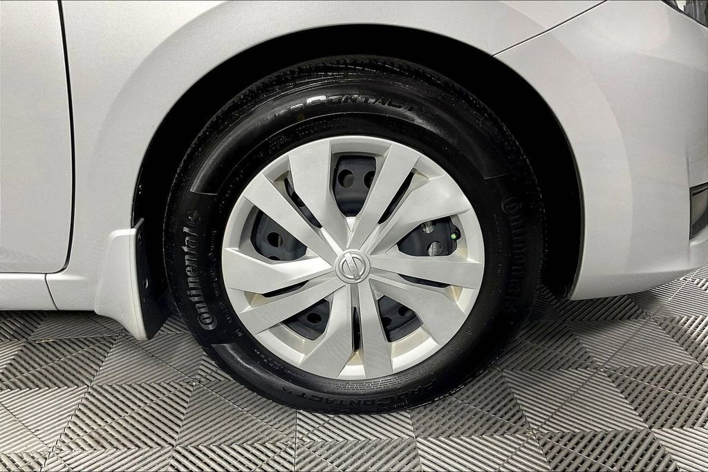 Used 2024 Nissan Versa S w/ Trunk Package image 11