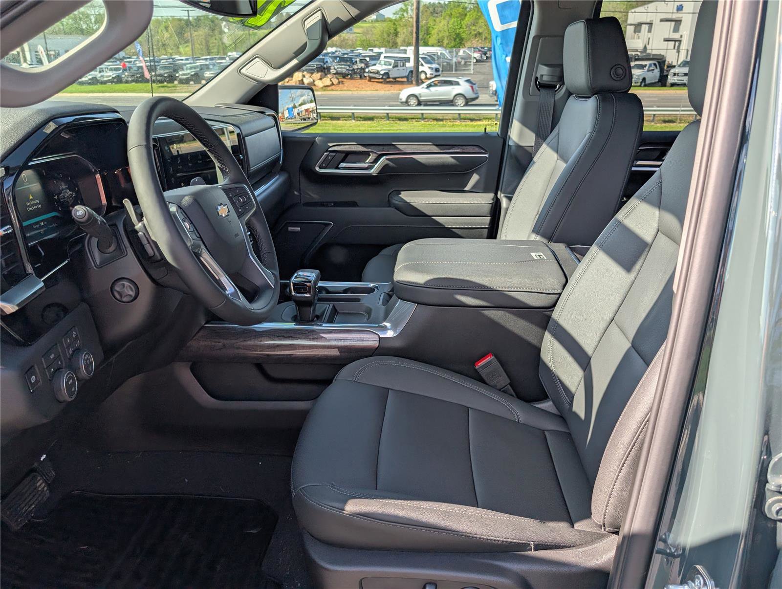 New 2026 Chevrolet Silverado 1500 LTZ w/ LTZ Convenience Package II image 10