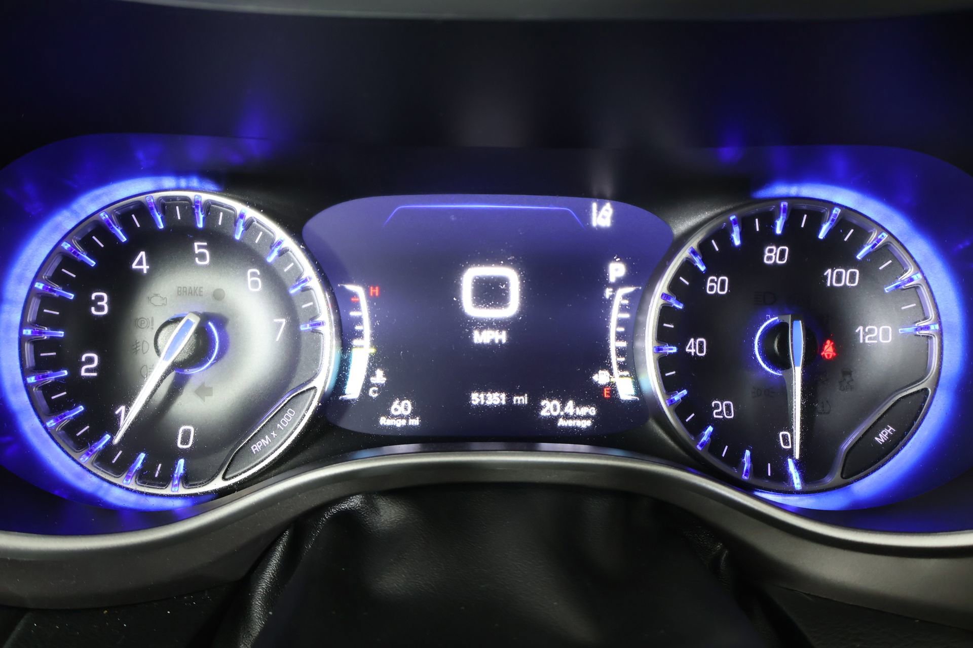 Used 2024 Chrysler Pacifica Touring-L FWD image 19