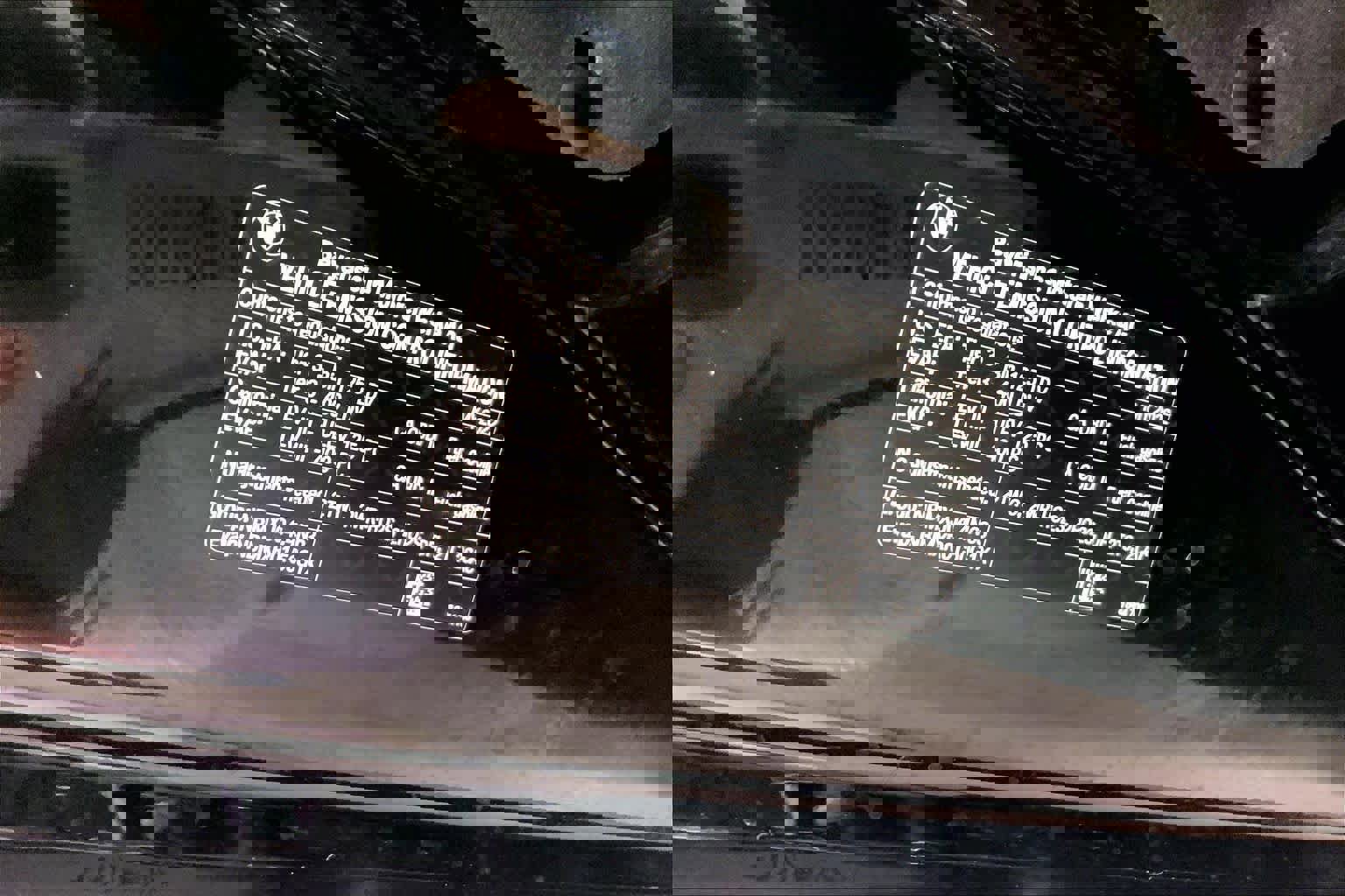 Used 2022 BMW M850i xDrive Convertible image 31