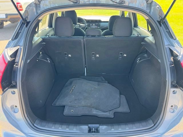 Used 2024 Nissan Kicks SV FWD image 7