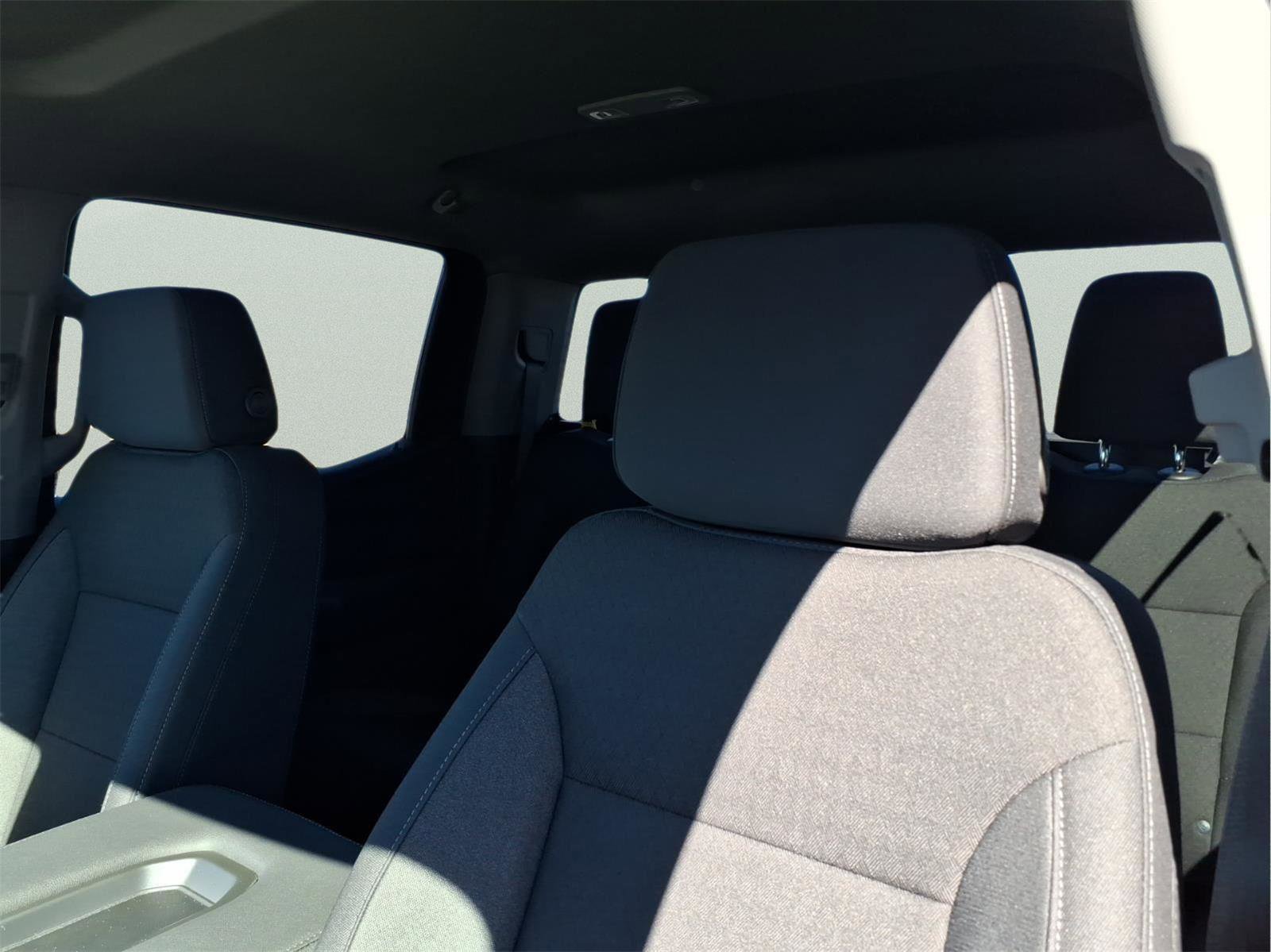 New 2026 Chevrolet Silverado 1500 Custom Trail Boss w/ LPO, Dark Essentials Package image 12