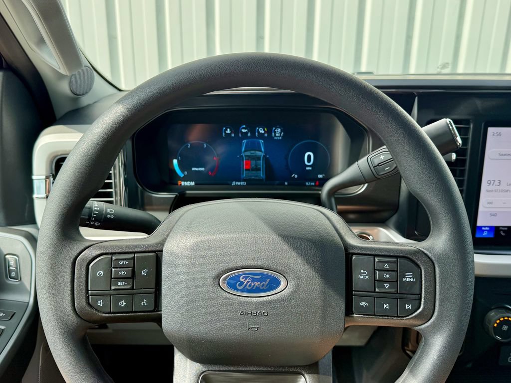 New 2026 Ford F250 XLT w/ XLT Premium Package AWD/4WD image 23