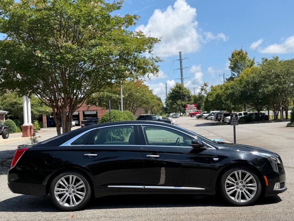 Used 2019 Cadillac XTS Luxury FWD image 6