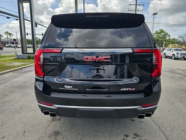 Used 2025 GMC Yukon AT4 w/ AT4 Premium Package image 4
