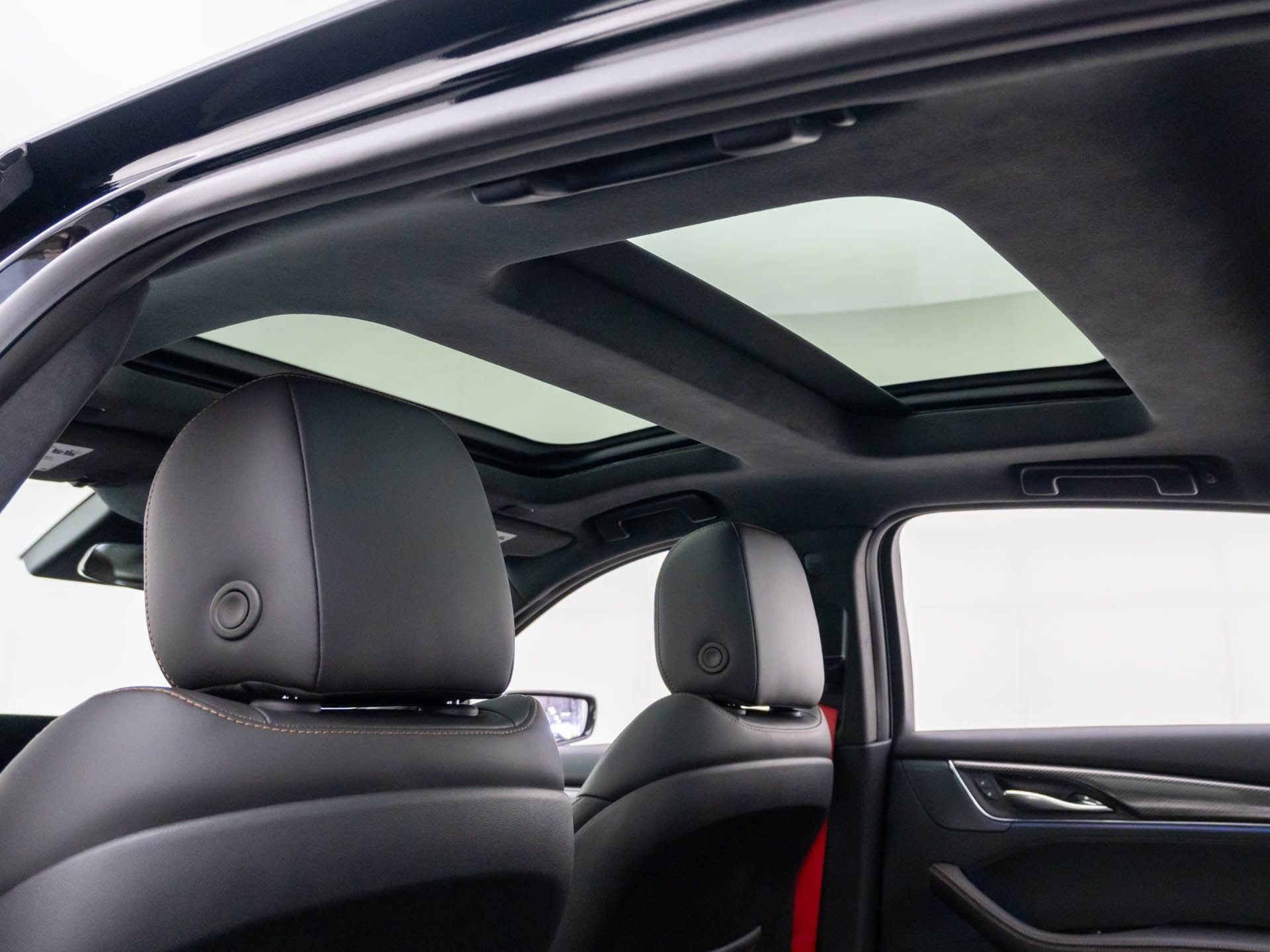 Used 2025 Cadillac CT5 V RWD image 22