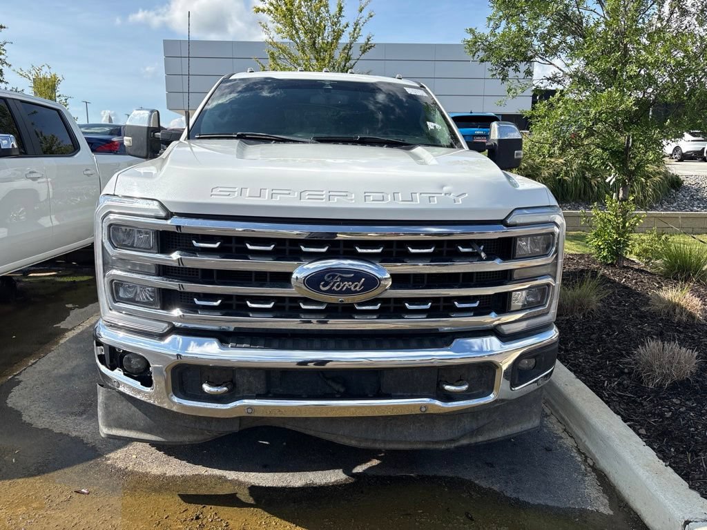 Used 2023 Ford F250 Lariat w/ Lariat Ultimate Package AWD/4WD video 2