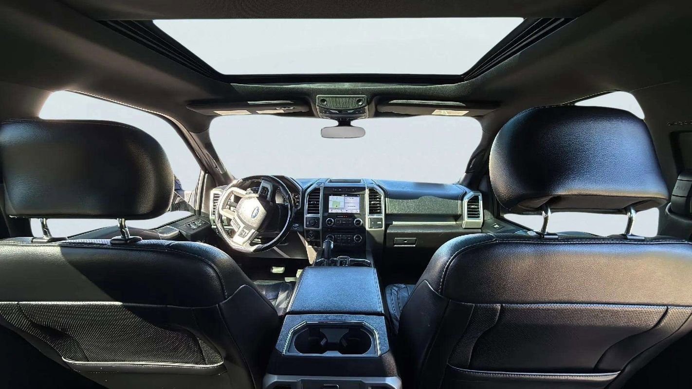 Used 2017 Ford F150 Lariat w/ Equipment Group 502A Luxury image 9