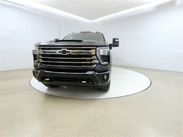 Used 2024 Chevrolet Silverado 3500 High Country image 2