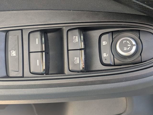 Used 2022 Subaru Crosstrek 2.0i Premium image 12