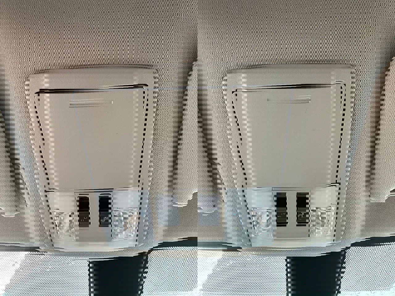 Used 2014 Lincoln MKX FWD w/ Equipment Group 102A image 17