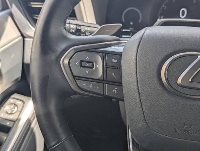 Used 2025 Lexus GX 550 w/ Cold Area Package AWD/4WD image 14