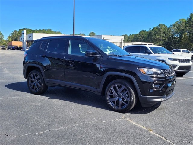 New 2026 Jeep Compass Limited image 1