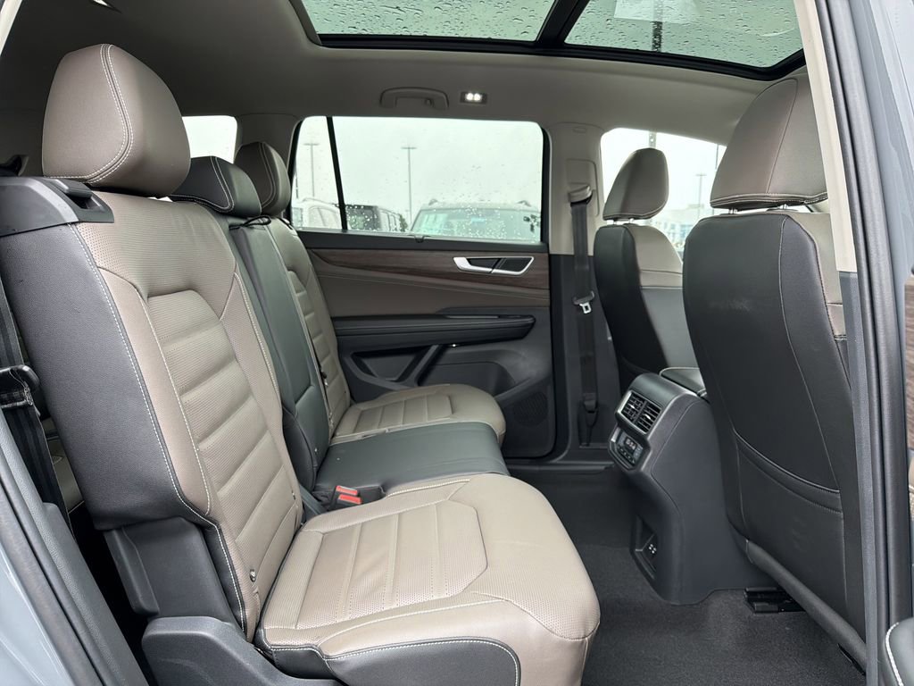 New 2026 Volkswagen Atlas SEL image 19
