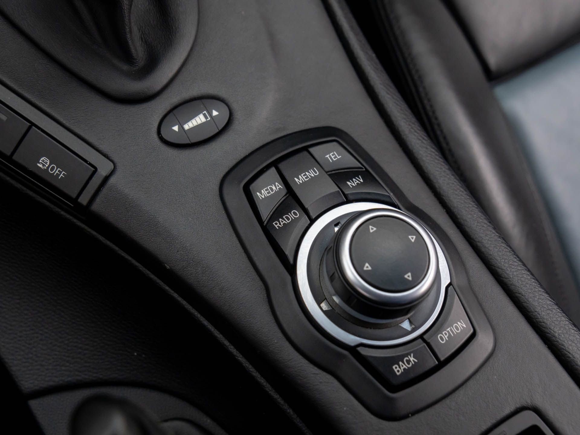 Used 2013 BMW M3 Convertible image 19