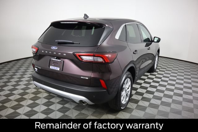 Used 2023 Ford Escape Active w/ Tech Pack #2 AWD/4WD image 4