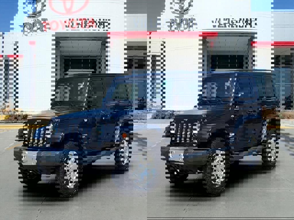 Used 2015 Jeep Wrangler Unlimited Sahara w/ Connectivity Group