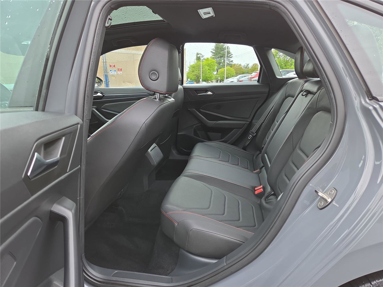 Used 2021 Volkswagen Jetta GLI Autobahn FWD image 24