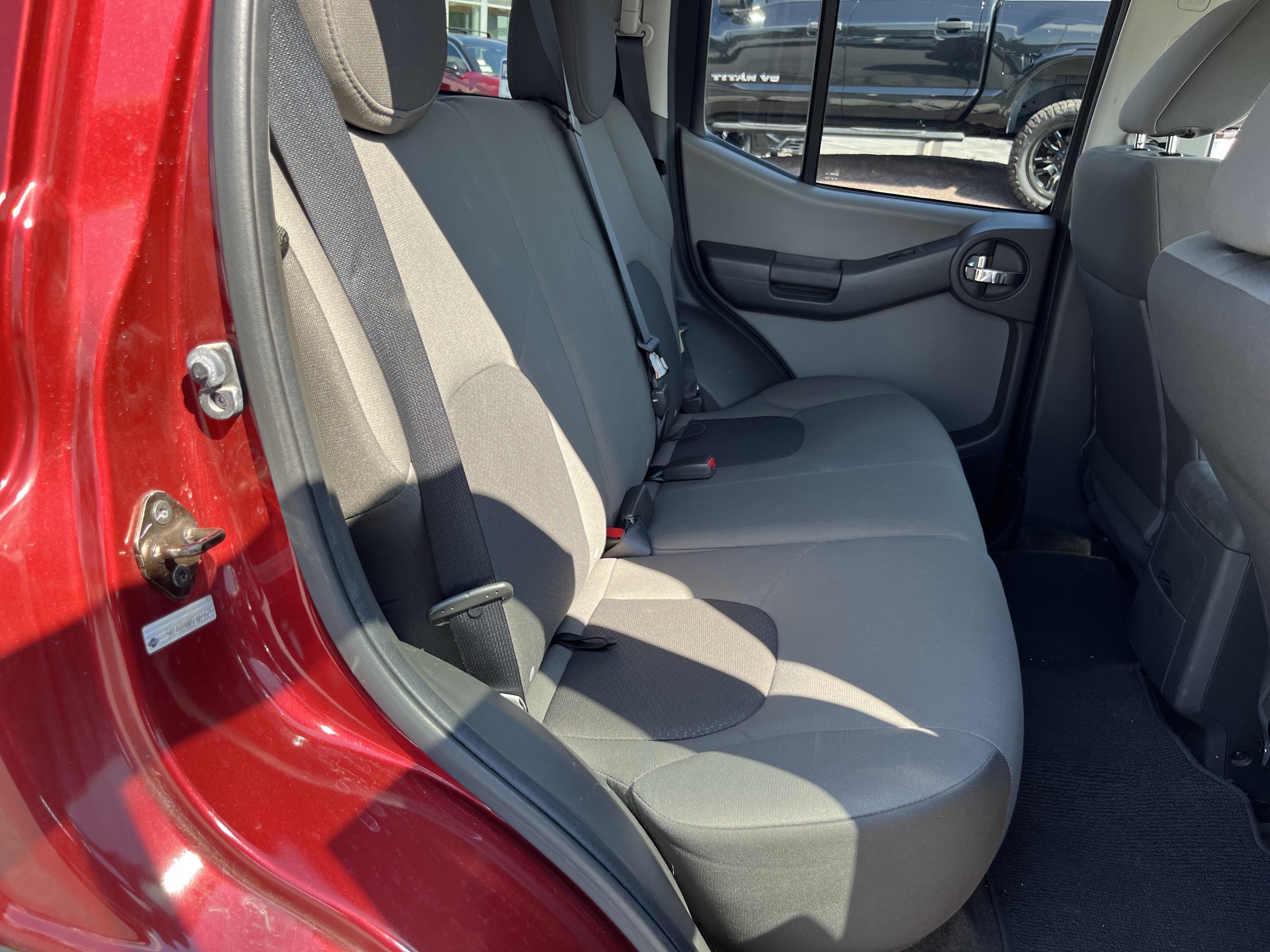 Used 2015 Nissan Xterra S w/ Value Package AWD/4WD video 4