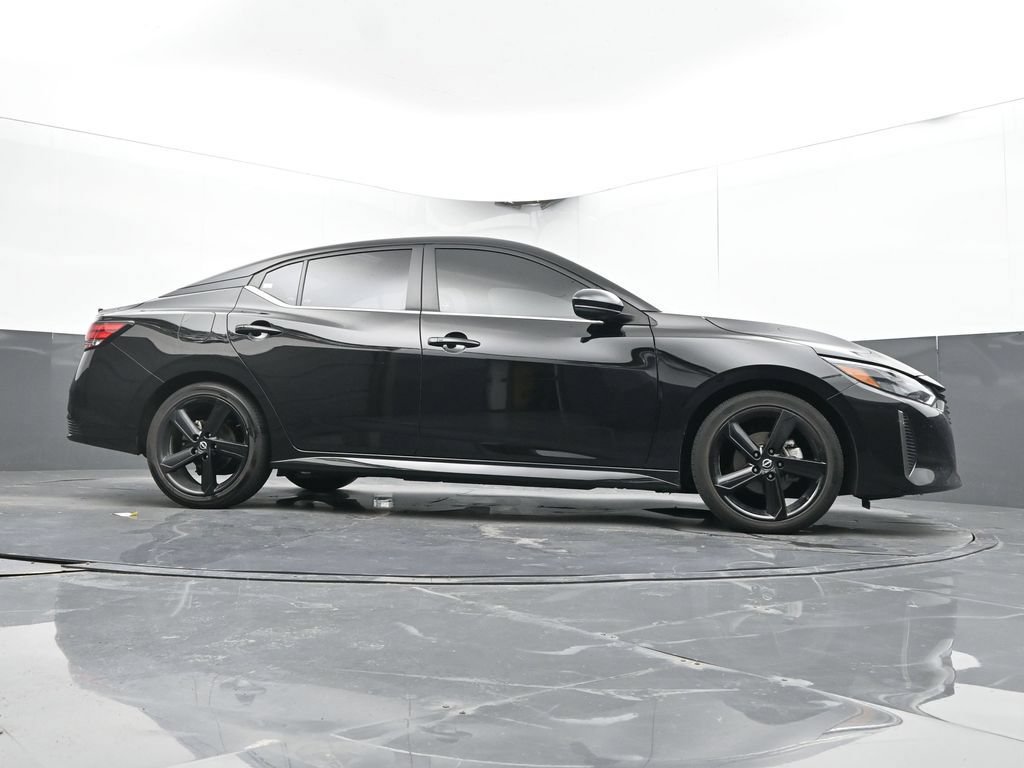 Used 2024 Nissan Sentra SR FWD image 22