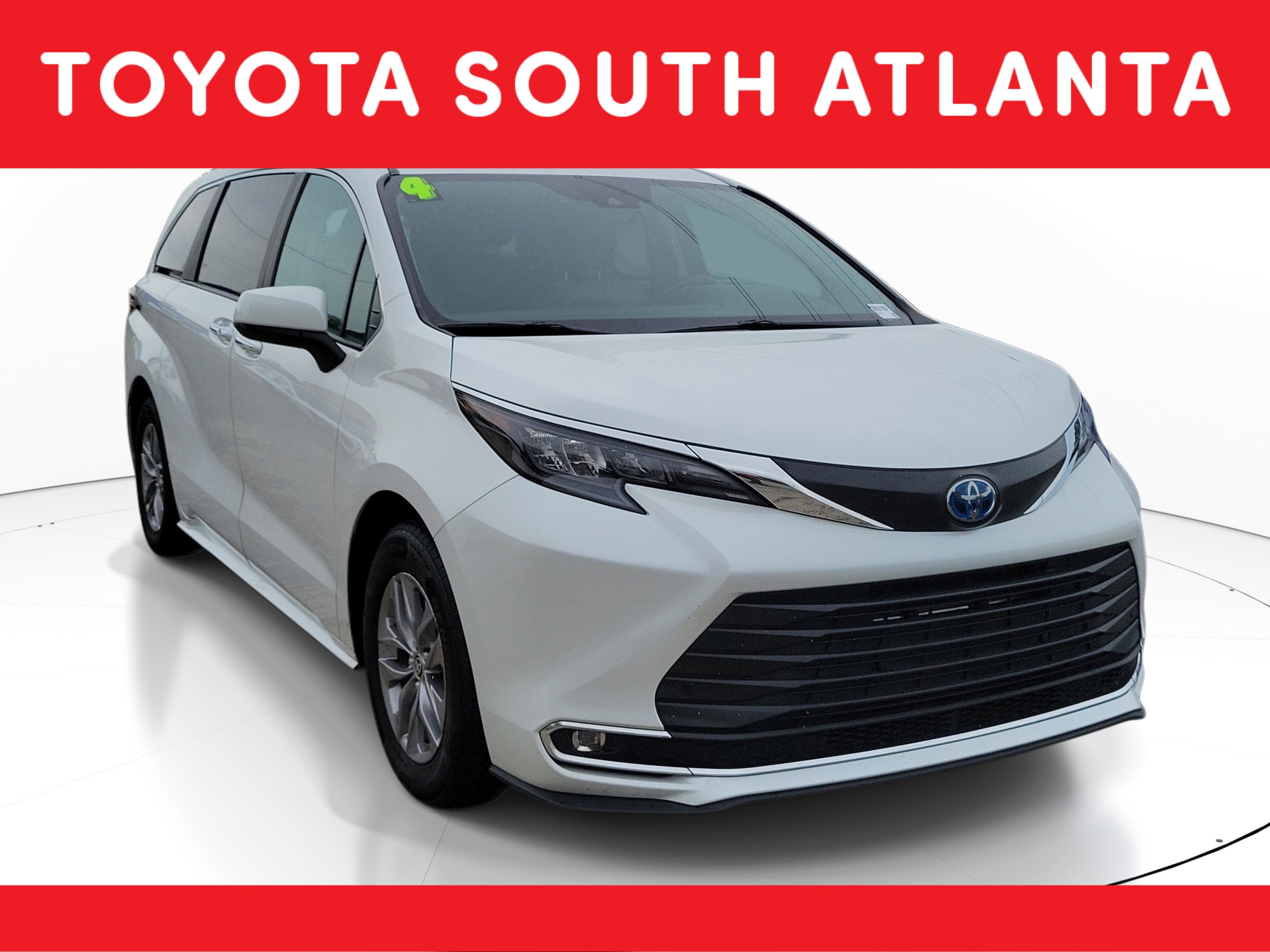 Used 2024 Toyota Sienna XLE