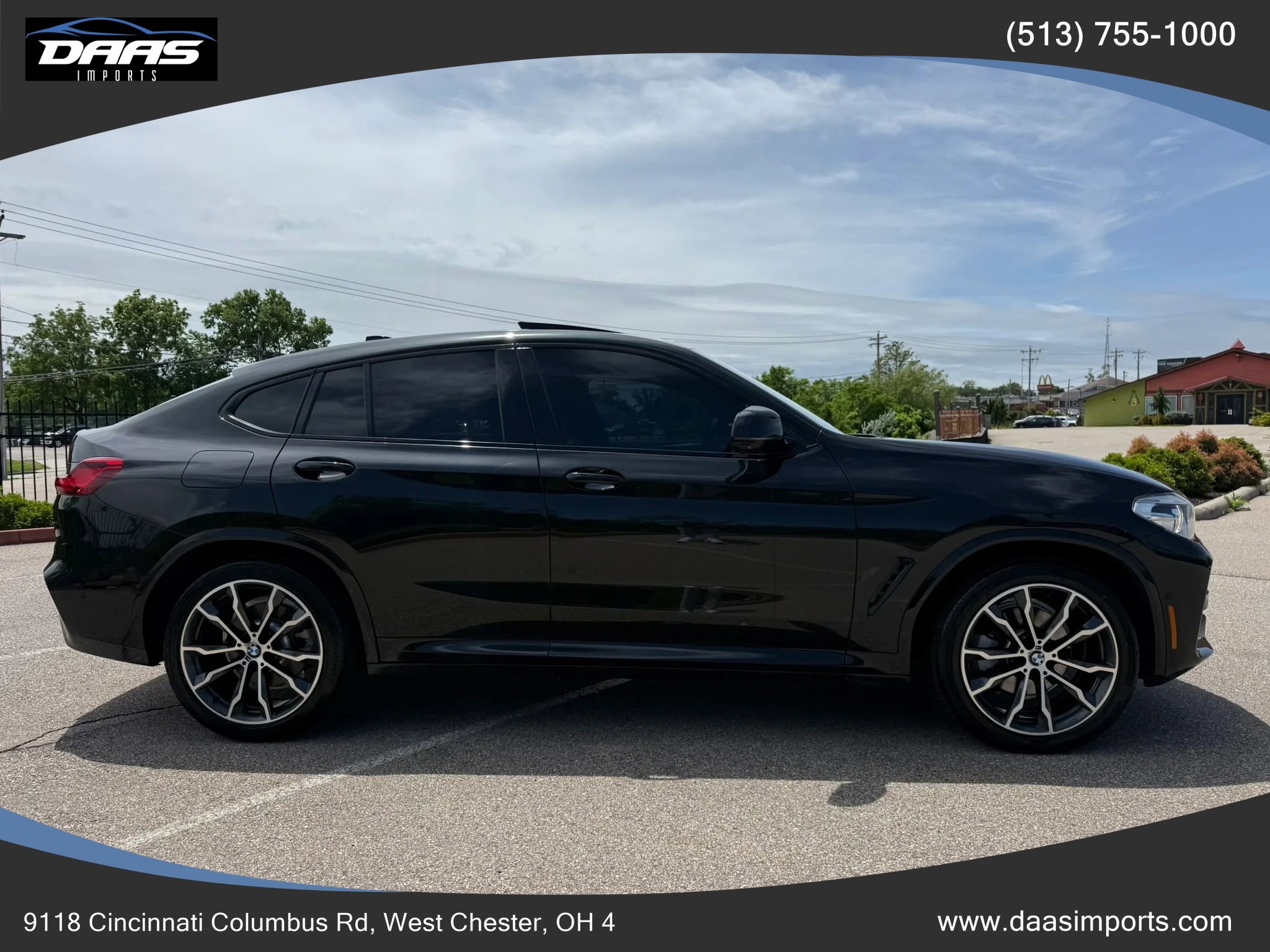 Used 2019 BMW X4 xDrive30i w/ M Sport Package AWD/4WD image 4